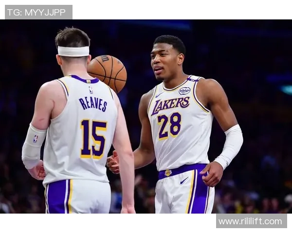 2018年10月19日湖人与对手的精彩对决回顾与赛后分析